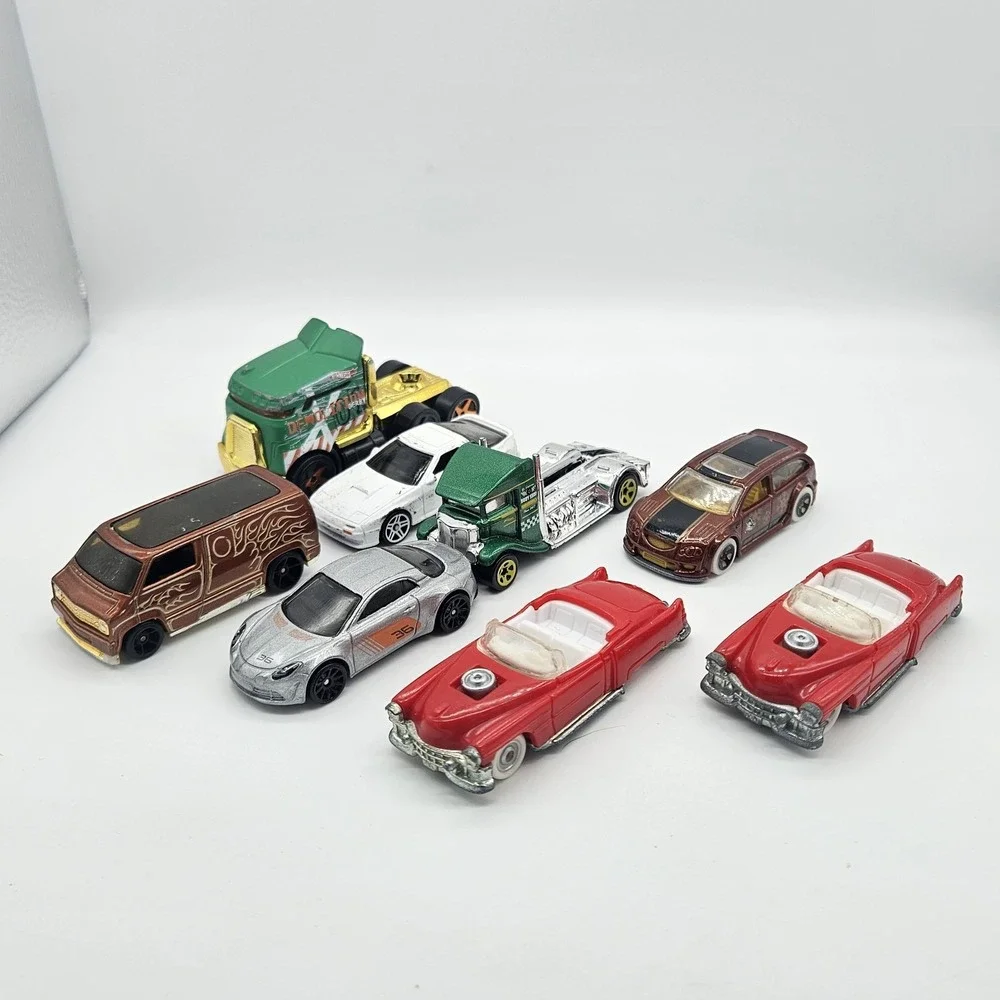 Hot Wheels Mixed Lot of 8 Diecast Toy Cars & Trucks Semi Vans Classic